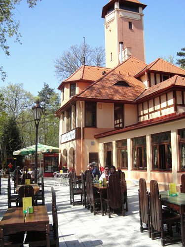 02-mostna-hora-restaurace-legenda-s-rozhlednou.jpg