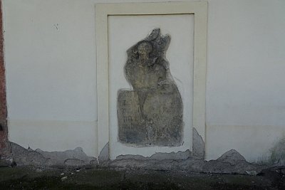 1-turany-nahrobni-deska-rytire-odolena-petipeskeho-z-neprobylic.jpg