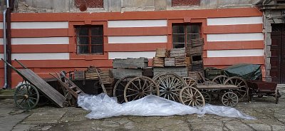 17-na-zameckem-nadvori.jpg