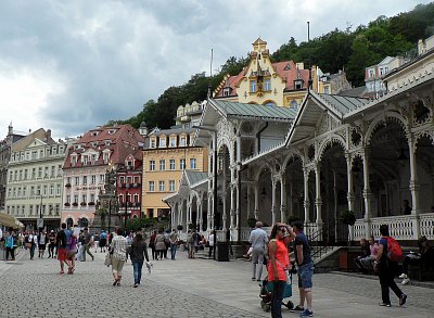 4. Kolonáda