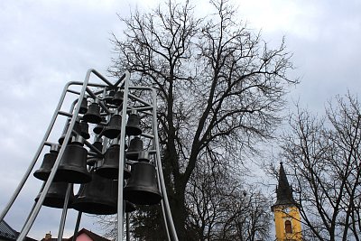 Zvonkohra v Brodku