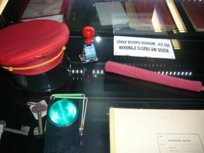 Vláčky 27