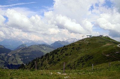 Zwölferkogel, 1984 m. n. m. *