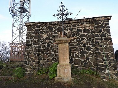 dscn5848-kriz-na-vrcholu.jpg