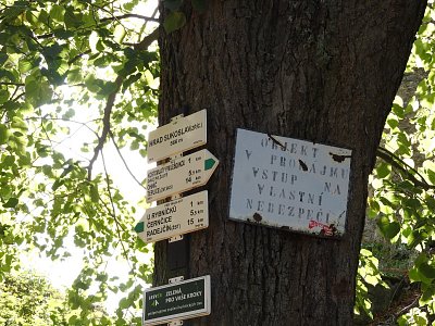 dscn6501rozcestnik-u-hradu.jpg
