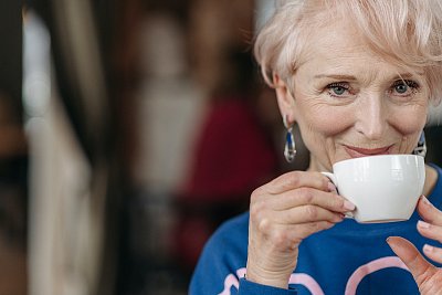 Řádná valorizace zvedne v lednu důchody zhruba o 400 korun.  Průměrná starobní penze se zvýší na 20 700 korun