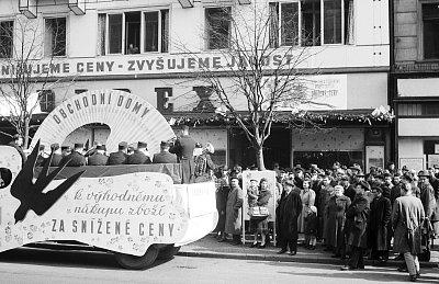 Konzumní společnost není nic nového, žili jsme v ní i dříve