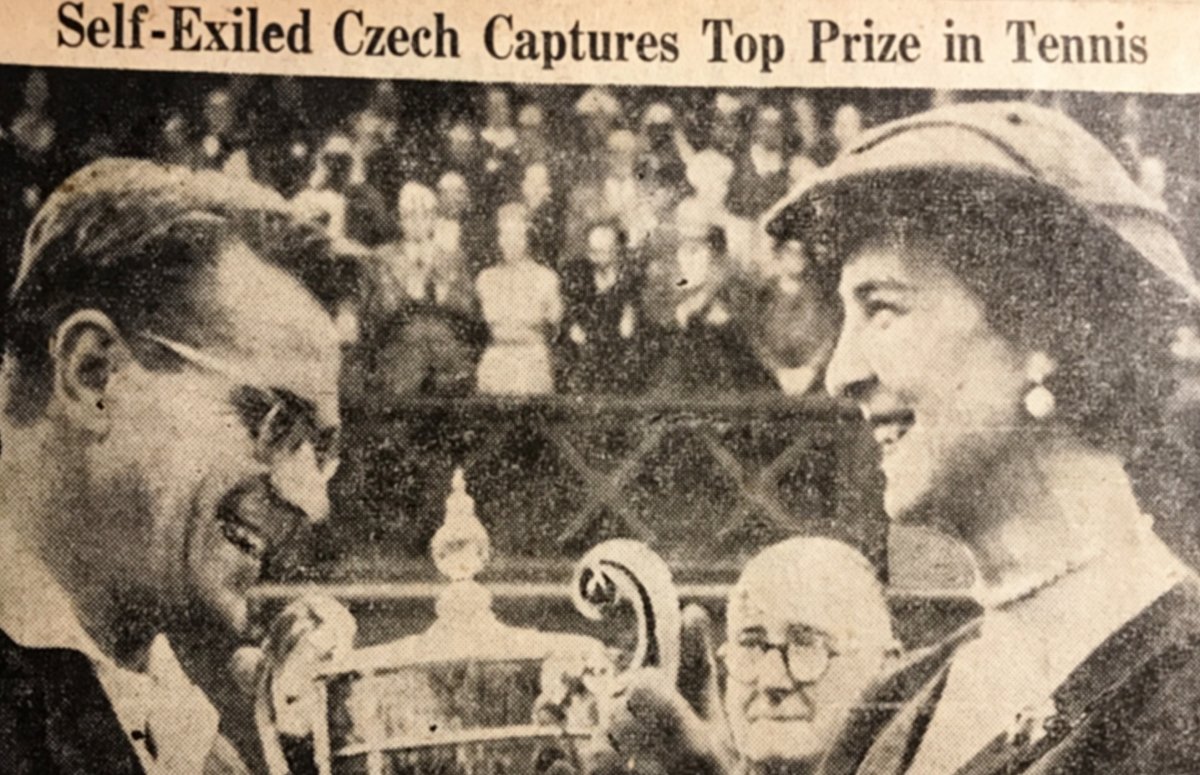 tisk píše o triumfu Jaroslava Drobného na Wimbledonu.jpg